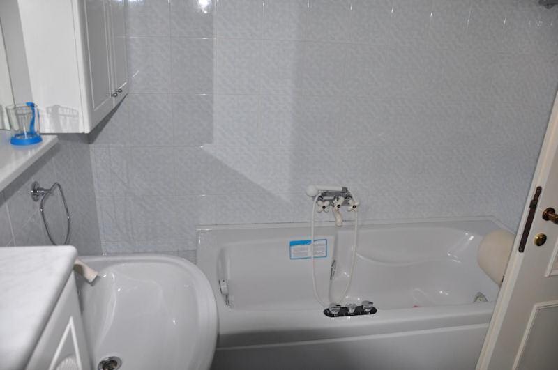 ドマーゾCasa Dinaアパートメント エクステリア 写真